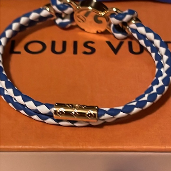Louis Vuitton by the Pool Click it Bracelet - Picture 3 of 5